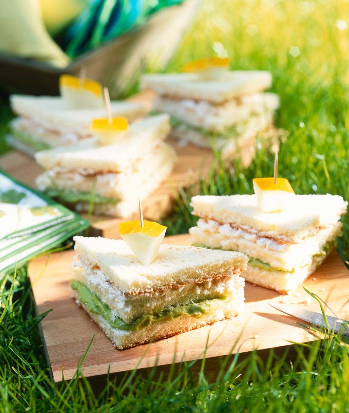 The Simple Art Of Picnicking
