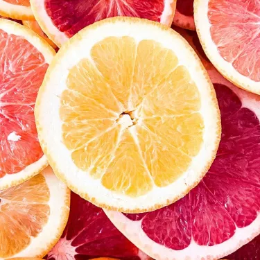 pink-grapfruit-slices-origins Slices of pink grapefruit